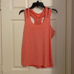 Athletic top